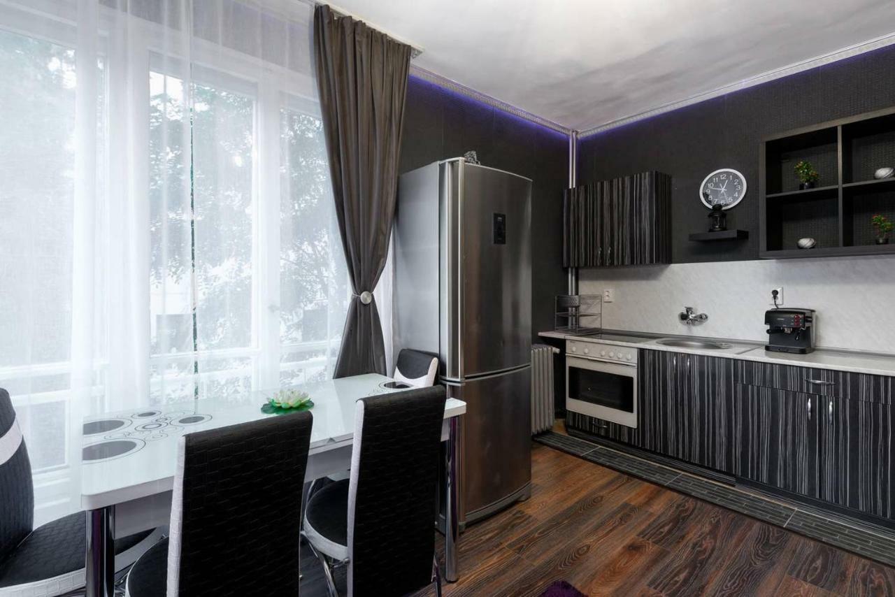 Vitoshka Pleasure Place *